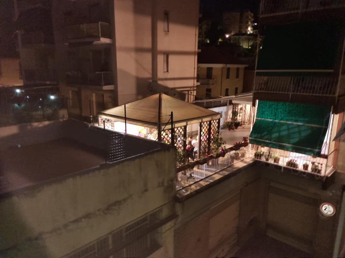 Sunny Apartment With Big Terrace Rapallo Luaran gambar